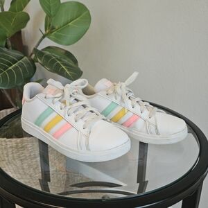 Adidas Grand Court tennis sneakers size 3